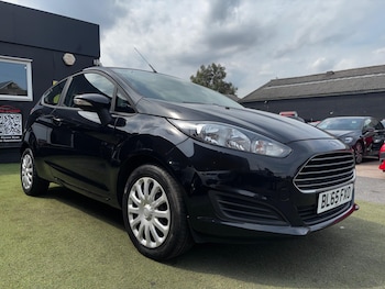 Used Ford Fiesta 2015 for sale - 79289785: Photo