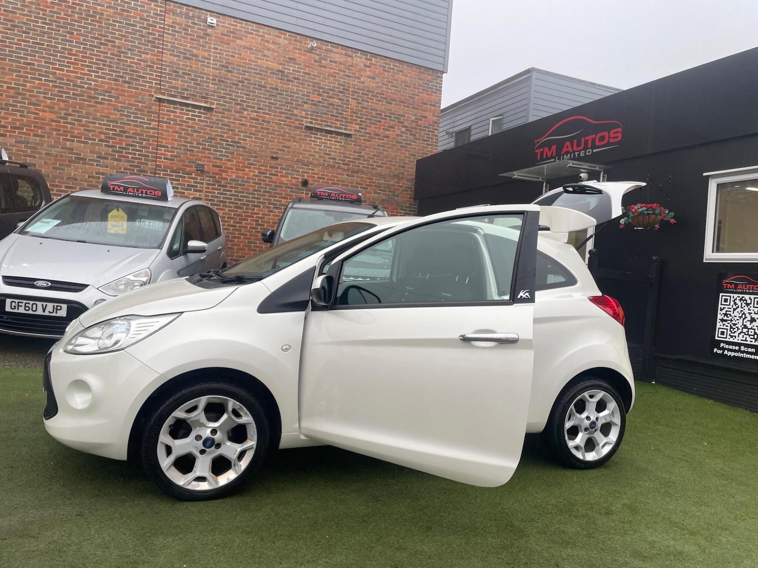 Used Ford Ka 2014 for sale - 77810290: Photo 9