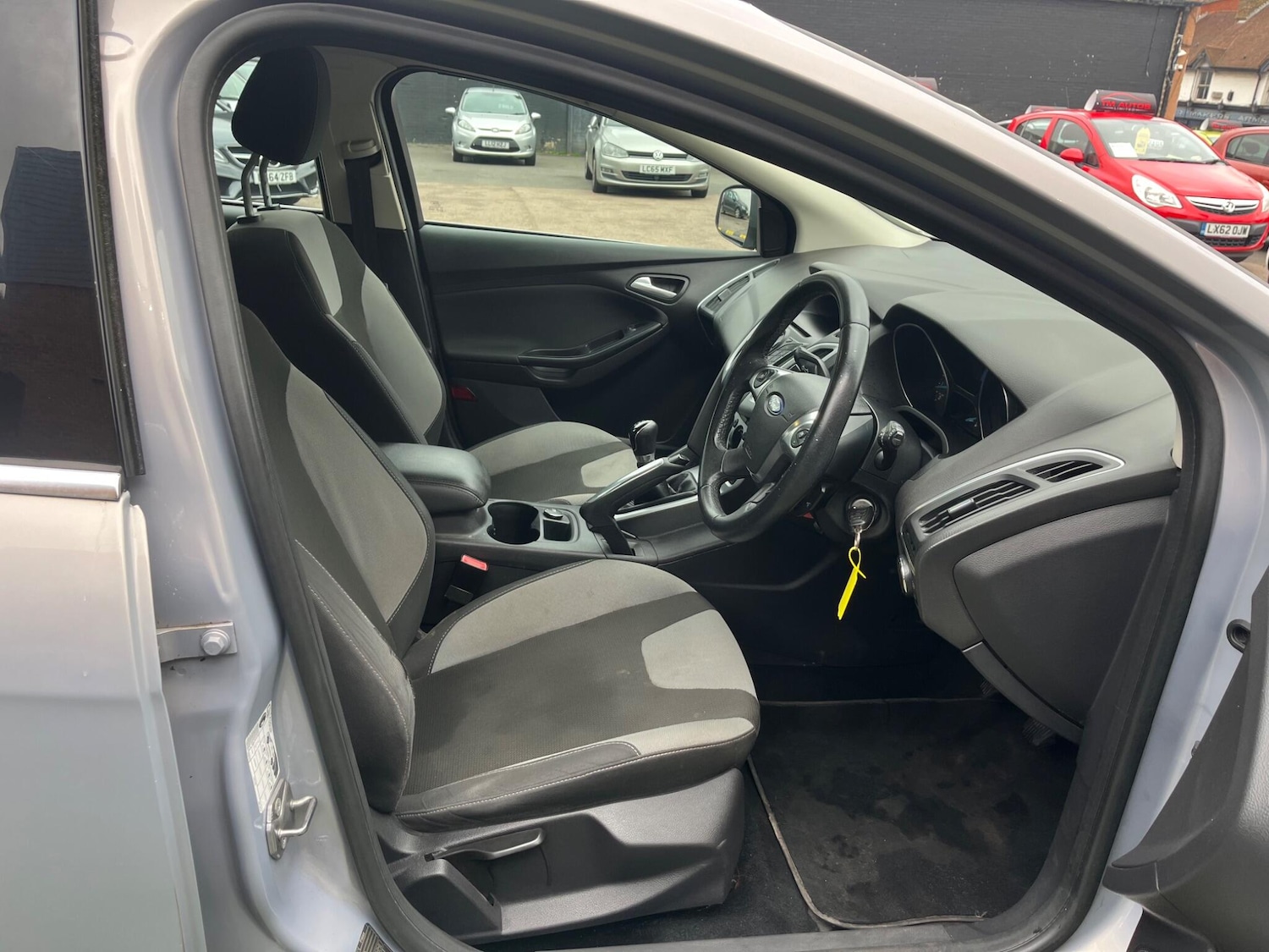 Used Ford Focus 2011 for sale - 76461957: Photo 16