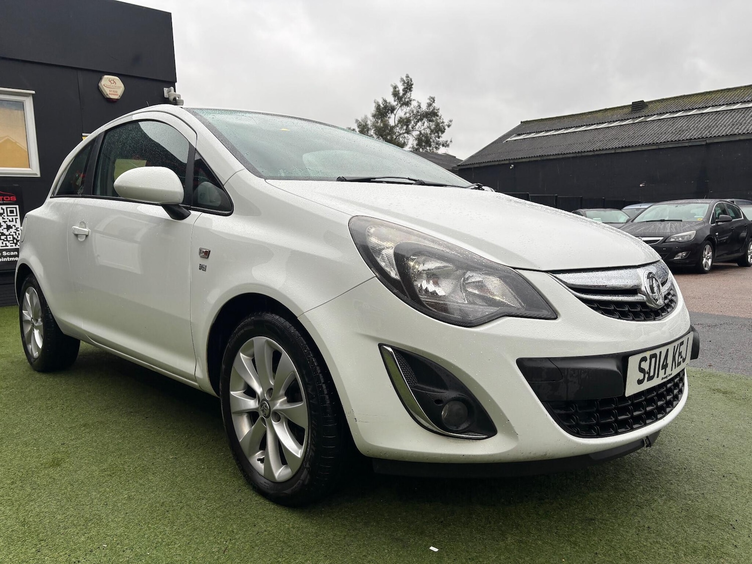 Used Vauxhall Corsa 2014 for sale - 77152715: Photo 4