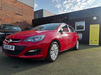 Used Vauxhall Astra 2015 for sale - 79354048: Photo