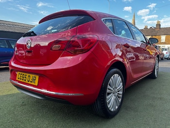 Used Vauxhall Astra 2015 for sale - 79354048: Photo