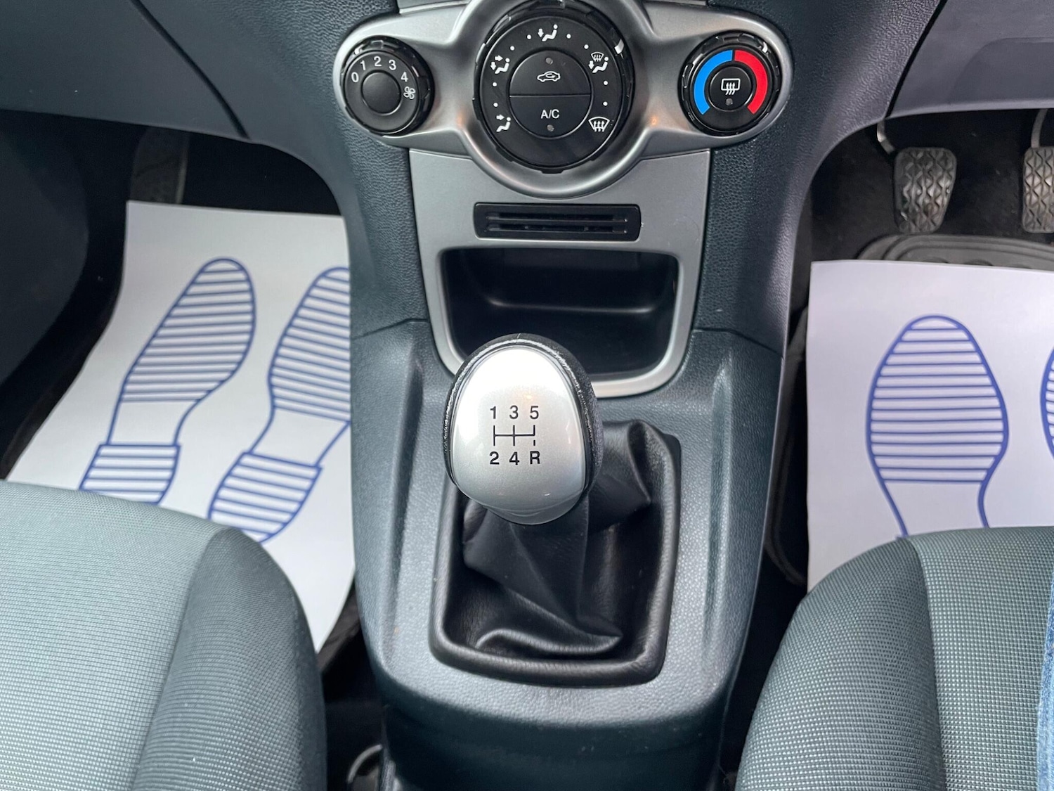 Used Ford Fiesta 2010 for sale - 77546200: Photo 30