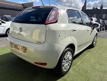 Used Fiat Punto 2014 for sale - 78852478: Photo