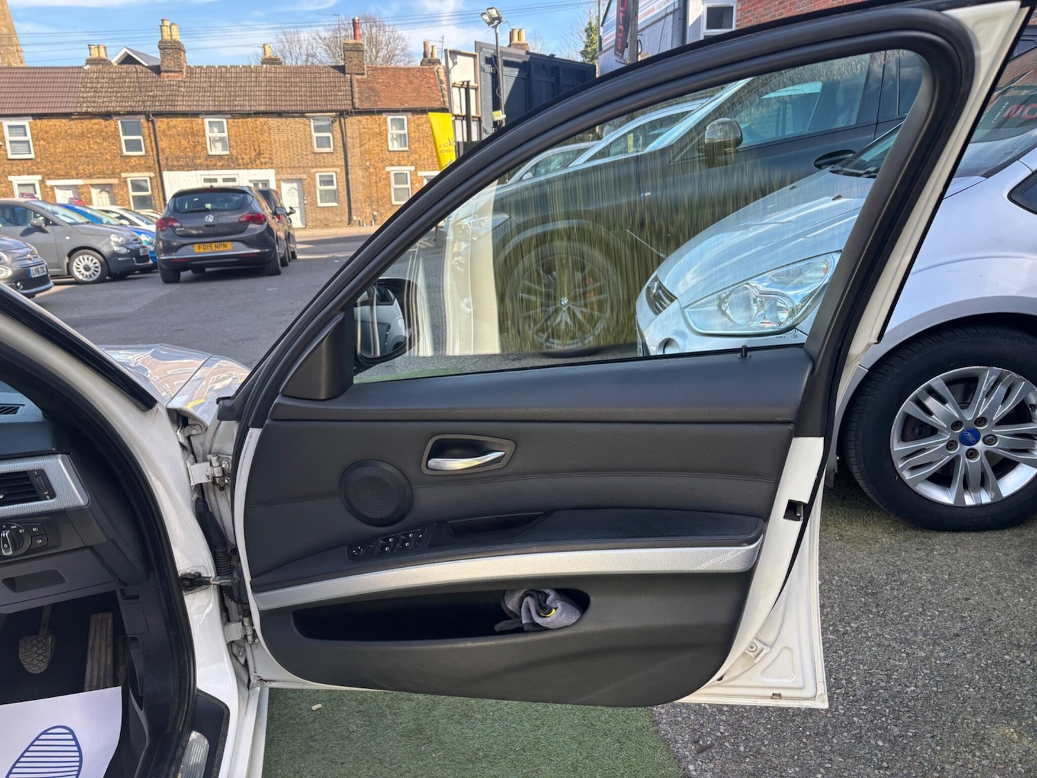 Used BMW 3 Series 2009 for sale - 77927507: Photo 11