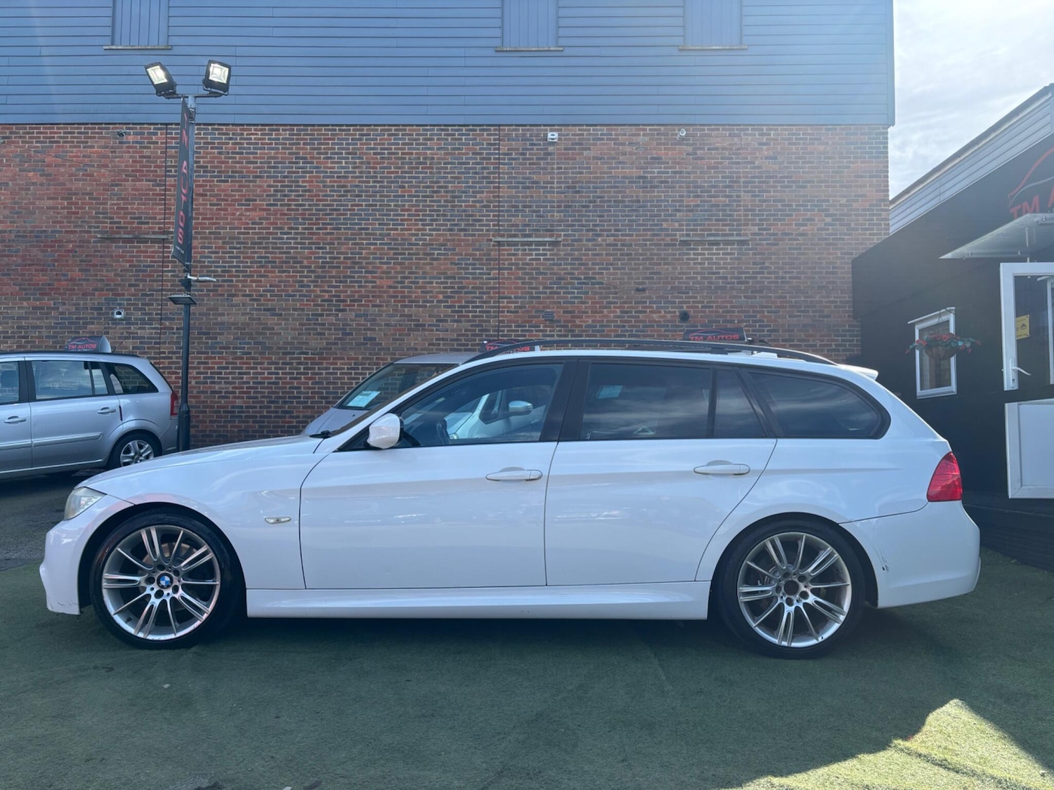 Used BMW 3 Series 2009 for sale - 77927507: Photo 7