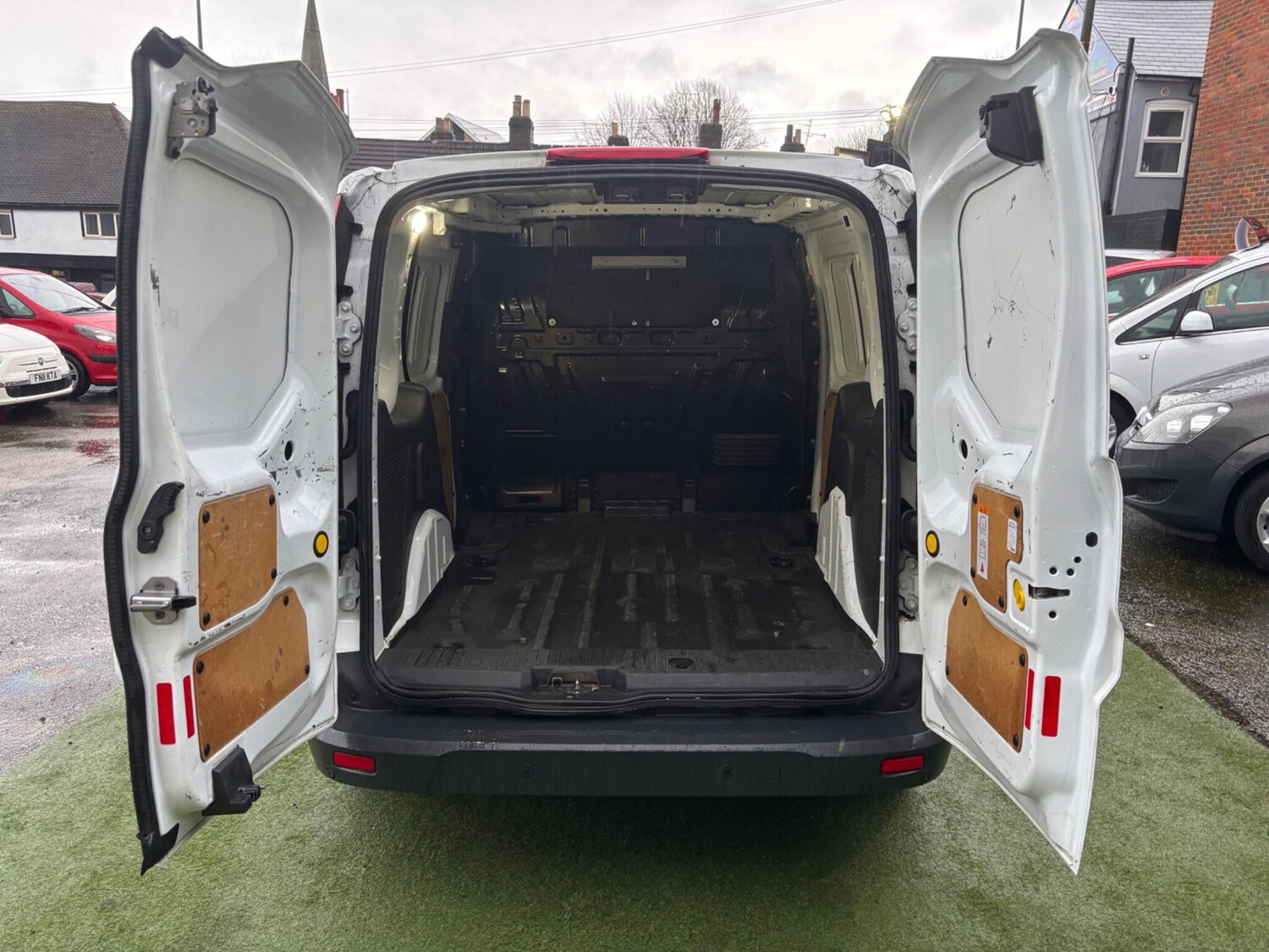 Used Ford Transit Connect 2018 for sale - 77470973: Photo 11