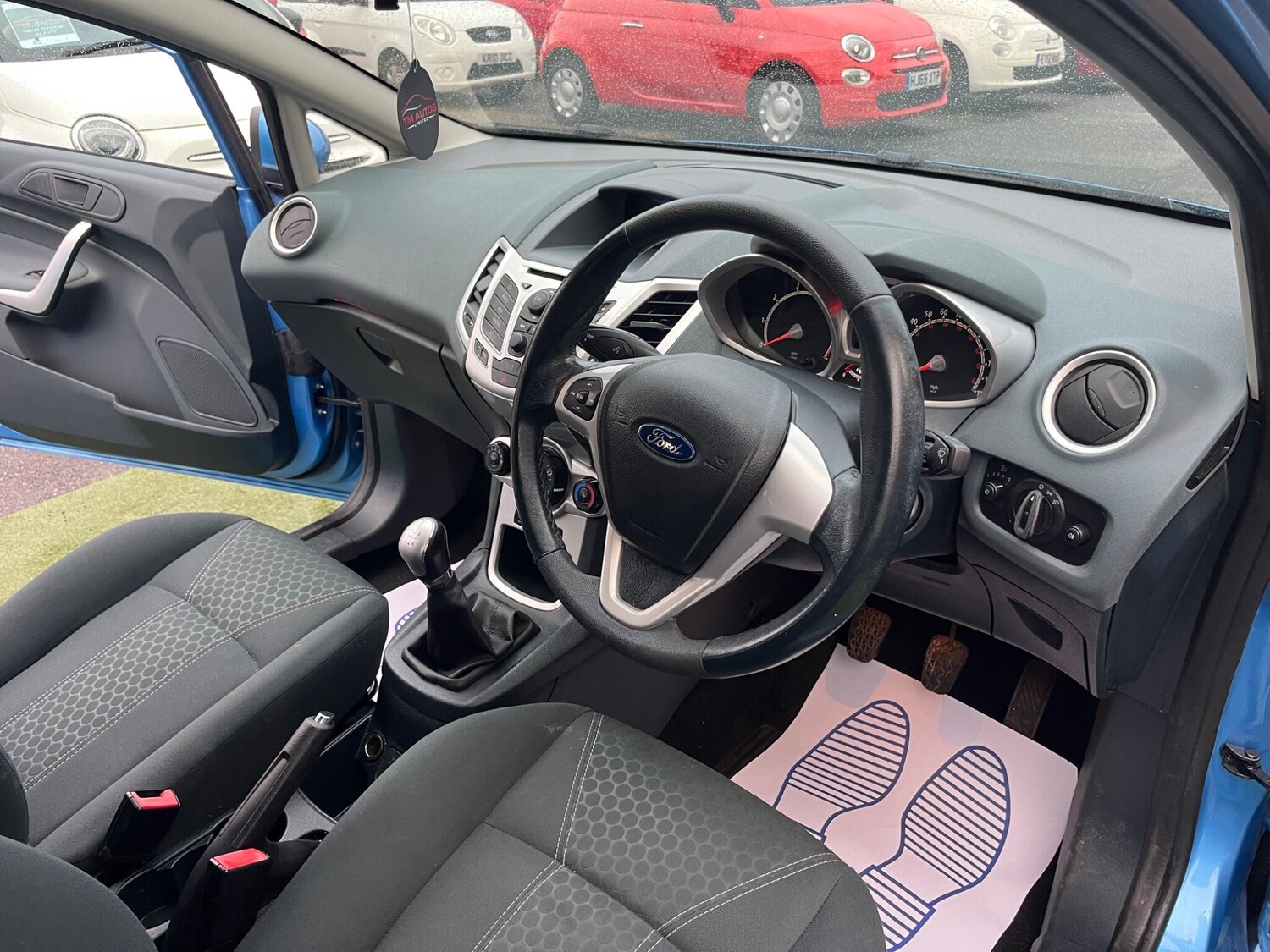 Used Ford Fiesta 2010 for sale - 77557310: Photo 12