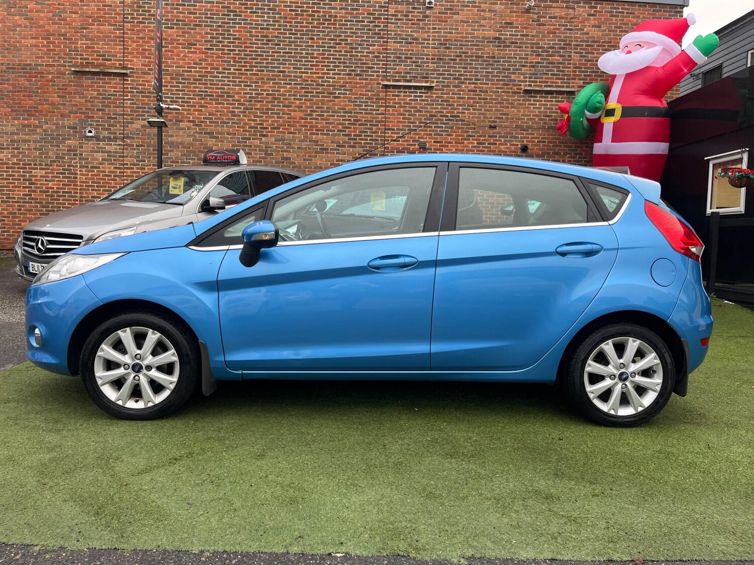 Used Ford Fiesta 2010 for sale - 77557310: Photo 6