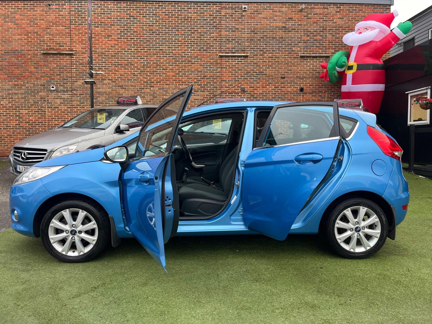 Used Ford Fiesta 2010 for sale - 77557310: Photo 7