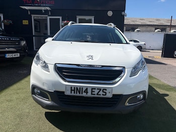 Used Peugeot 2008 2014 for sale - 79462996: Photo