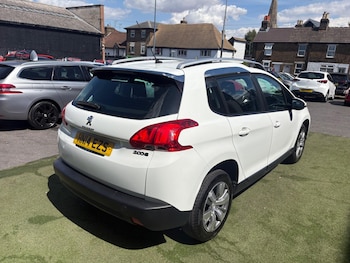 Used Peugeot 2008 2014 for sale - 79462996: Photo