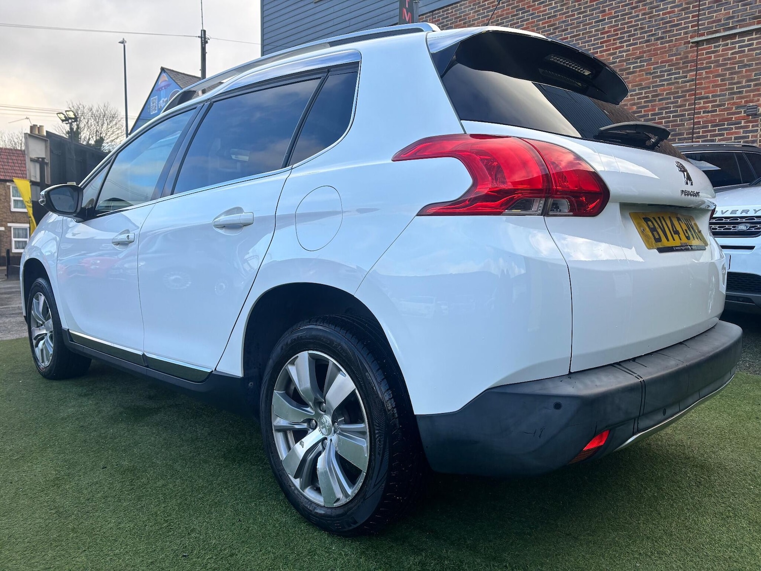 Used Peugeot 2008 2014 for sale - 77056238: Photo 8