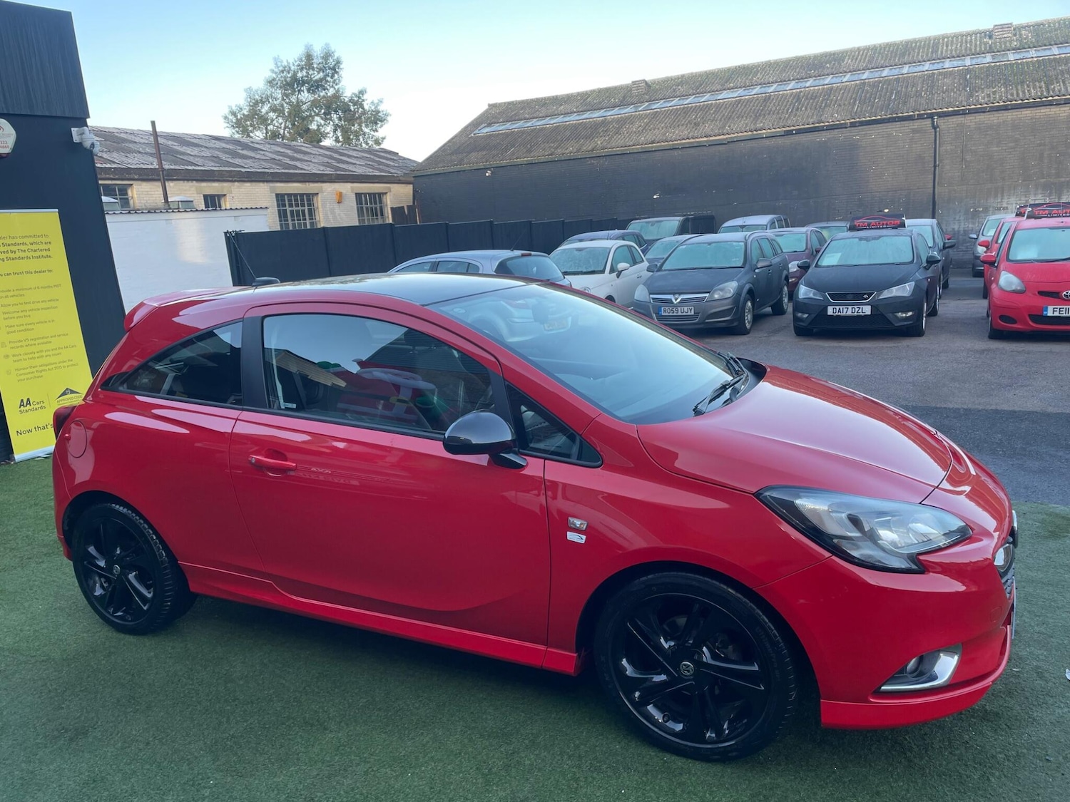 Used Vauxhall Corsa 2015 for sale - 77013943: Photo 3