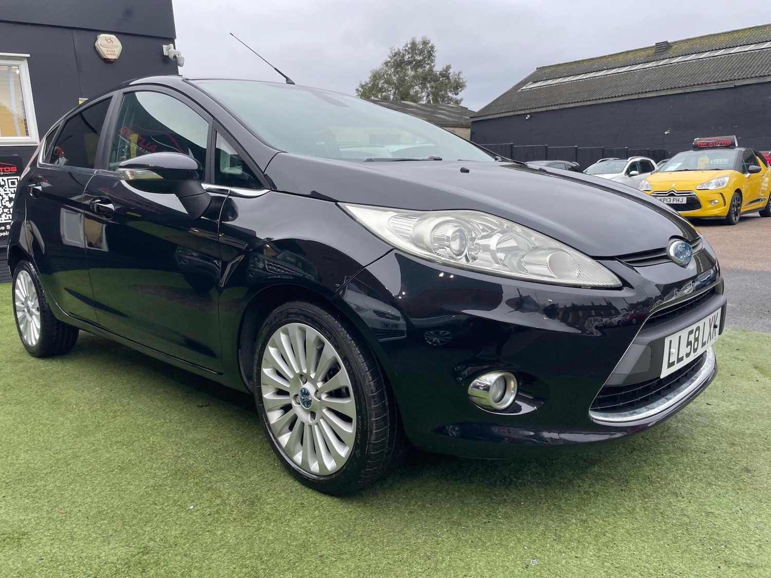 Used Ford Fiesta 2009 for sale - 77319699: Photo 3