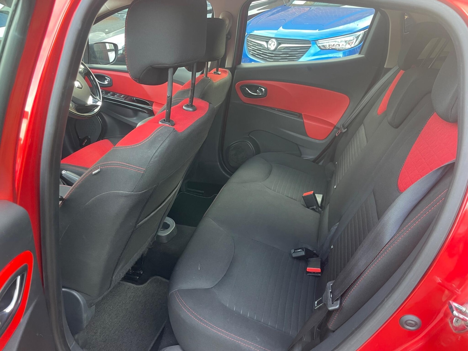 Used Renault Clio 2014 for sale - 76569334: Photo 10