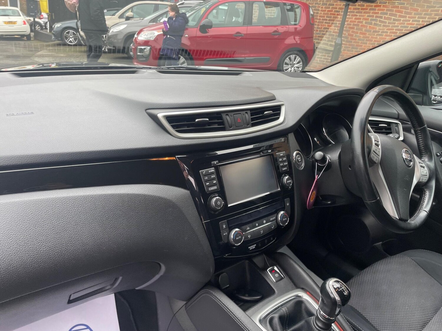 Used Nissan Qashqai 2015 for sale - 77631380: Photo 19