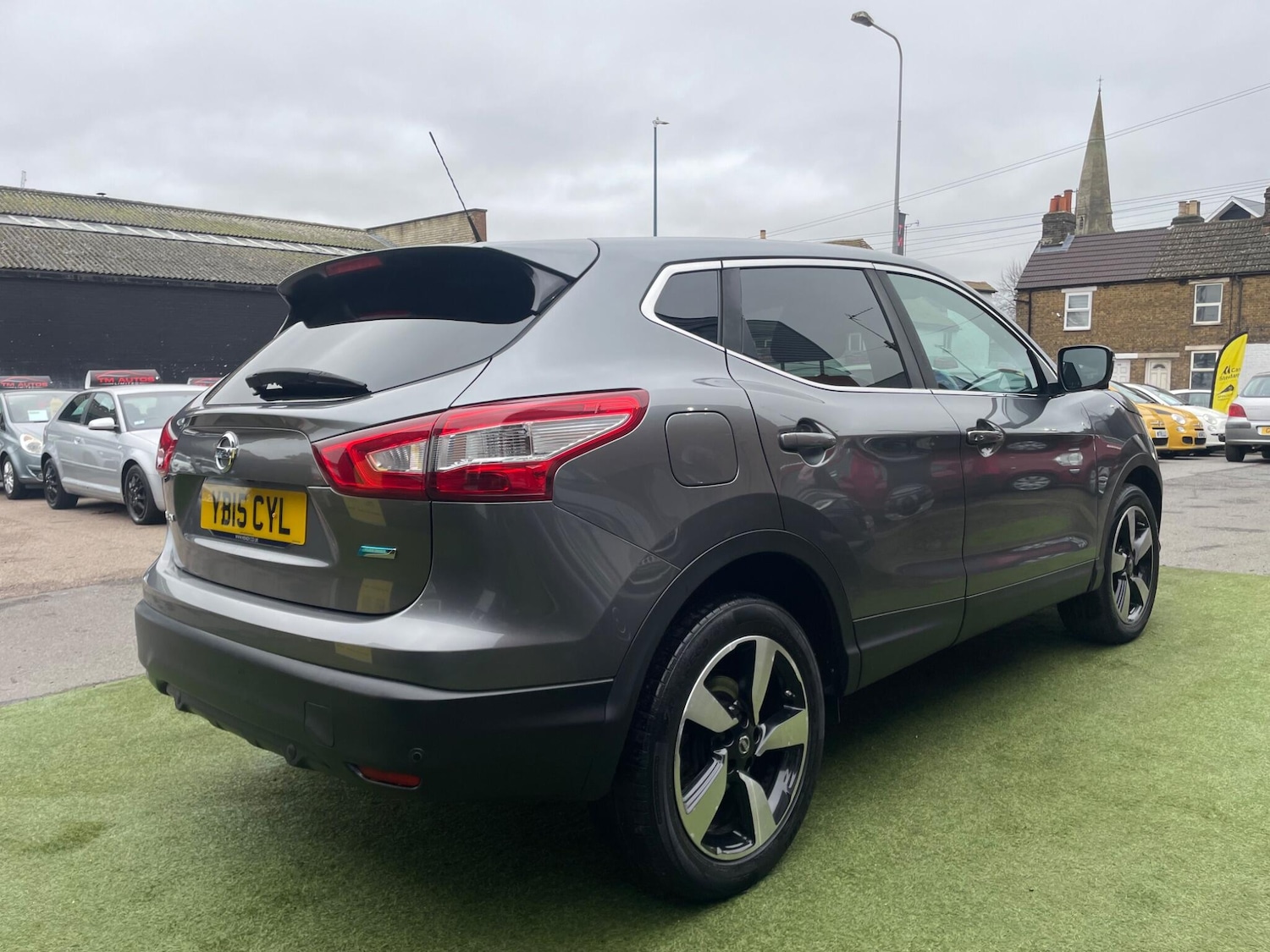 Used Nissan Qashqai 2015 for sale - 77631380: Photo 3