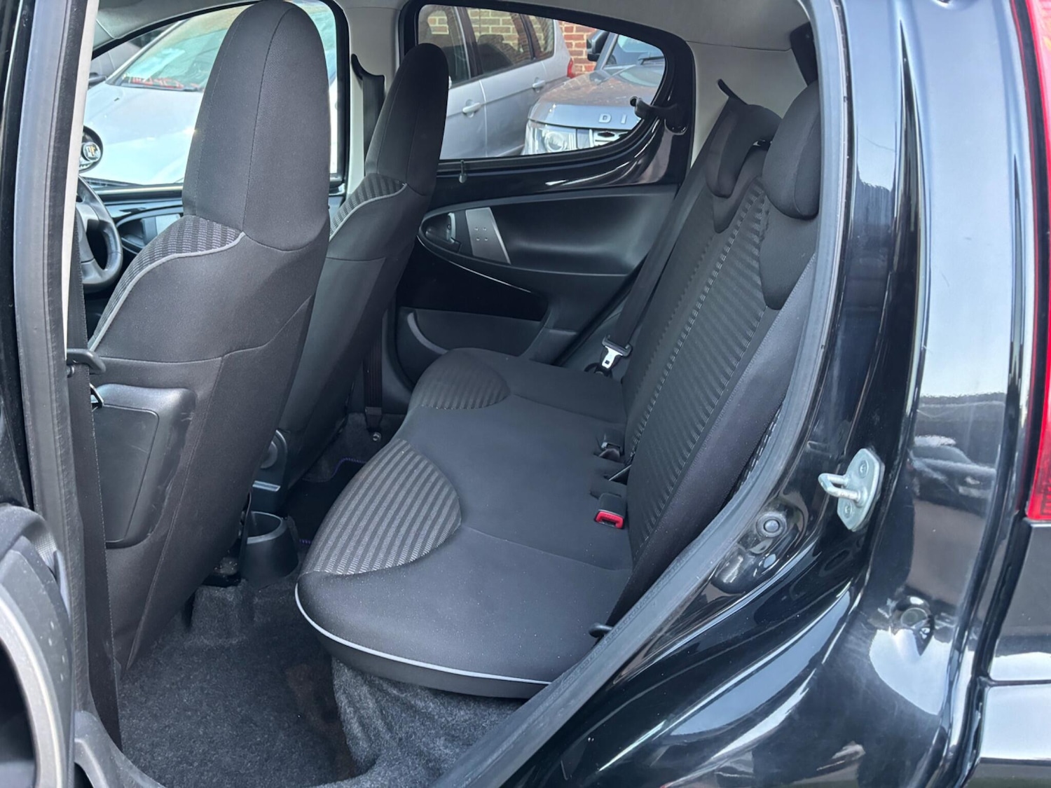 Used Peugeot 107 2014 for sale - 77849119: Photo 12