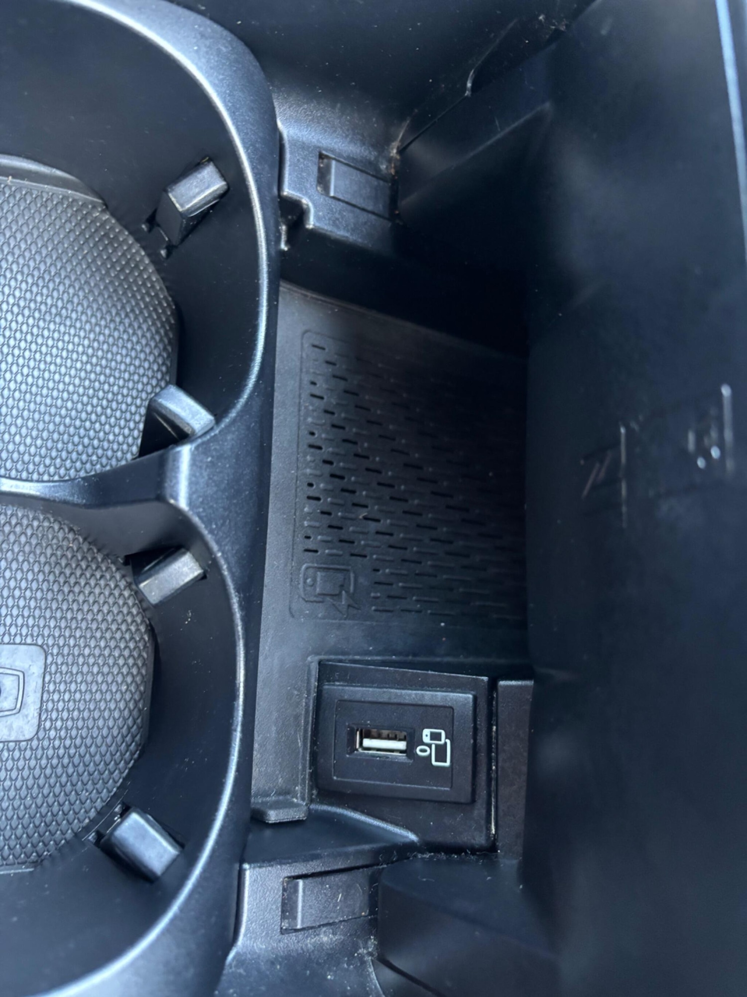 Used Mercedes-Benz C Class 2018 for sale - 77747418: Photo 24