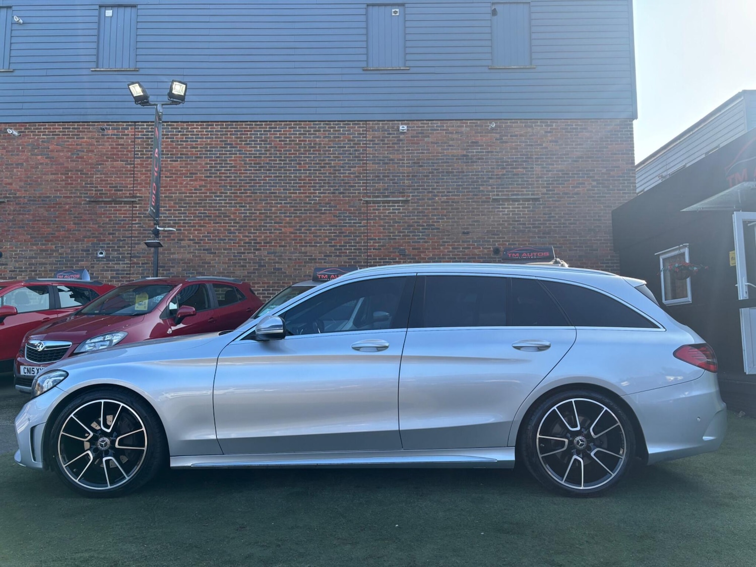 Used Mercedes-Benz C Class 2018 for sale - 77747418: Photo 7