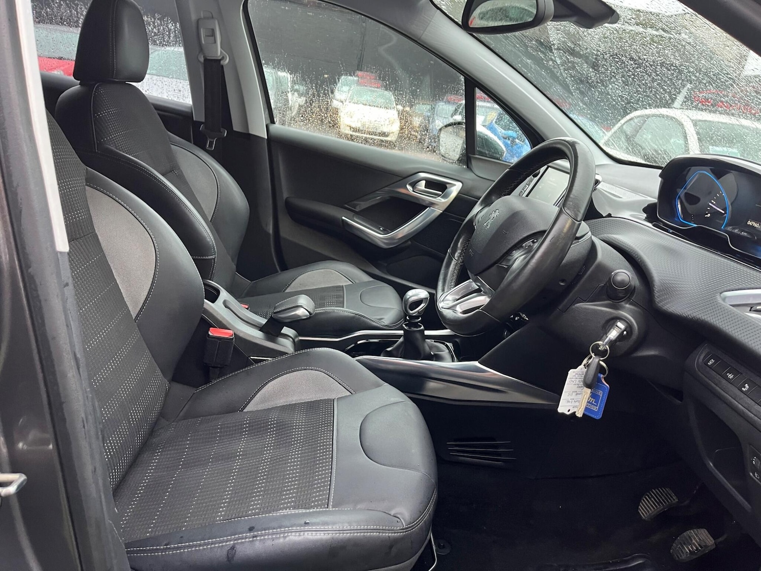 Used Peugeot 2008 2014 for sale - 77629485: Photo 8