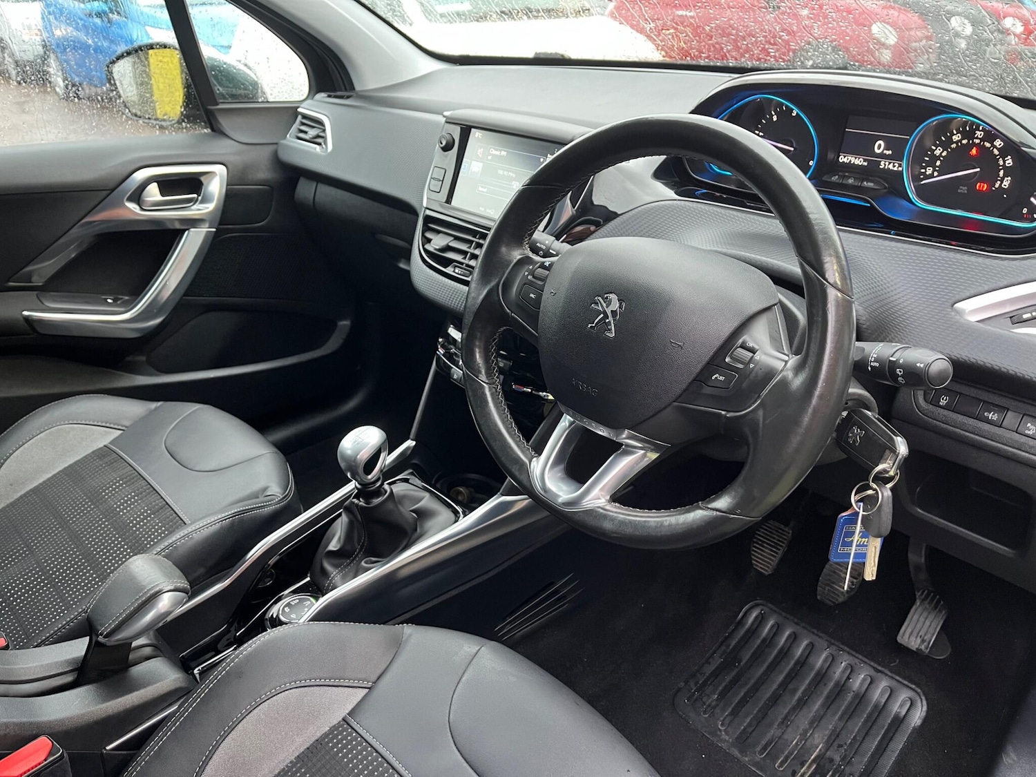 Used Peugeot 2008 2014 for sale - 77629485: Photo 9