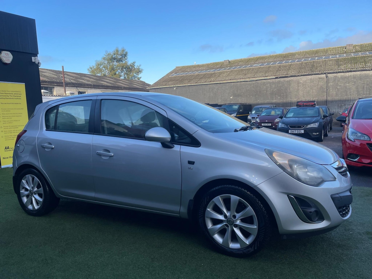 Used Vauxhall Corsa 2014 for sale - 77013945: Photo 5