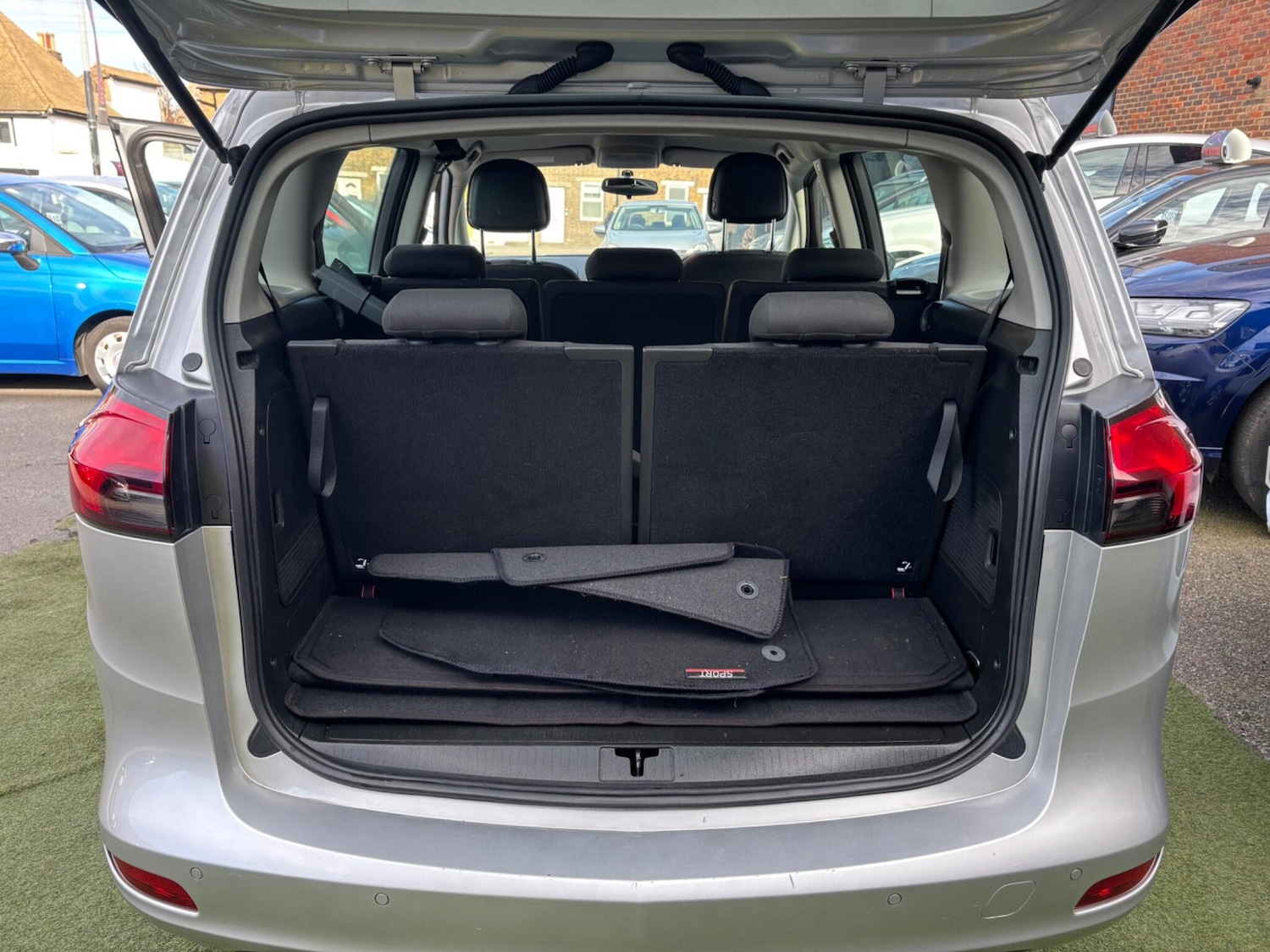 Used Vauxhall Zafira 2015 for sale - 78029052: Photo 10