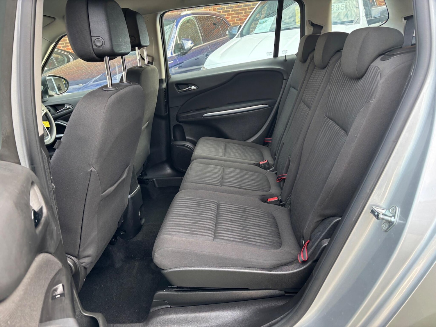 Used Vauxhall Zafira 2015 for sale - 78029052: Photo 9