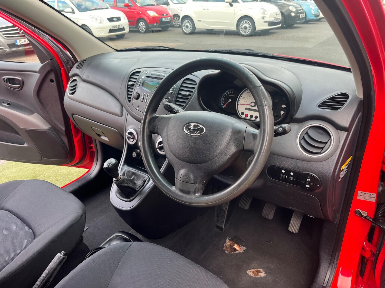 Used Hyundai i10 2009 for sale - 76641585: Photo 8