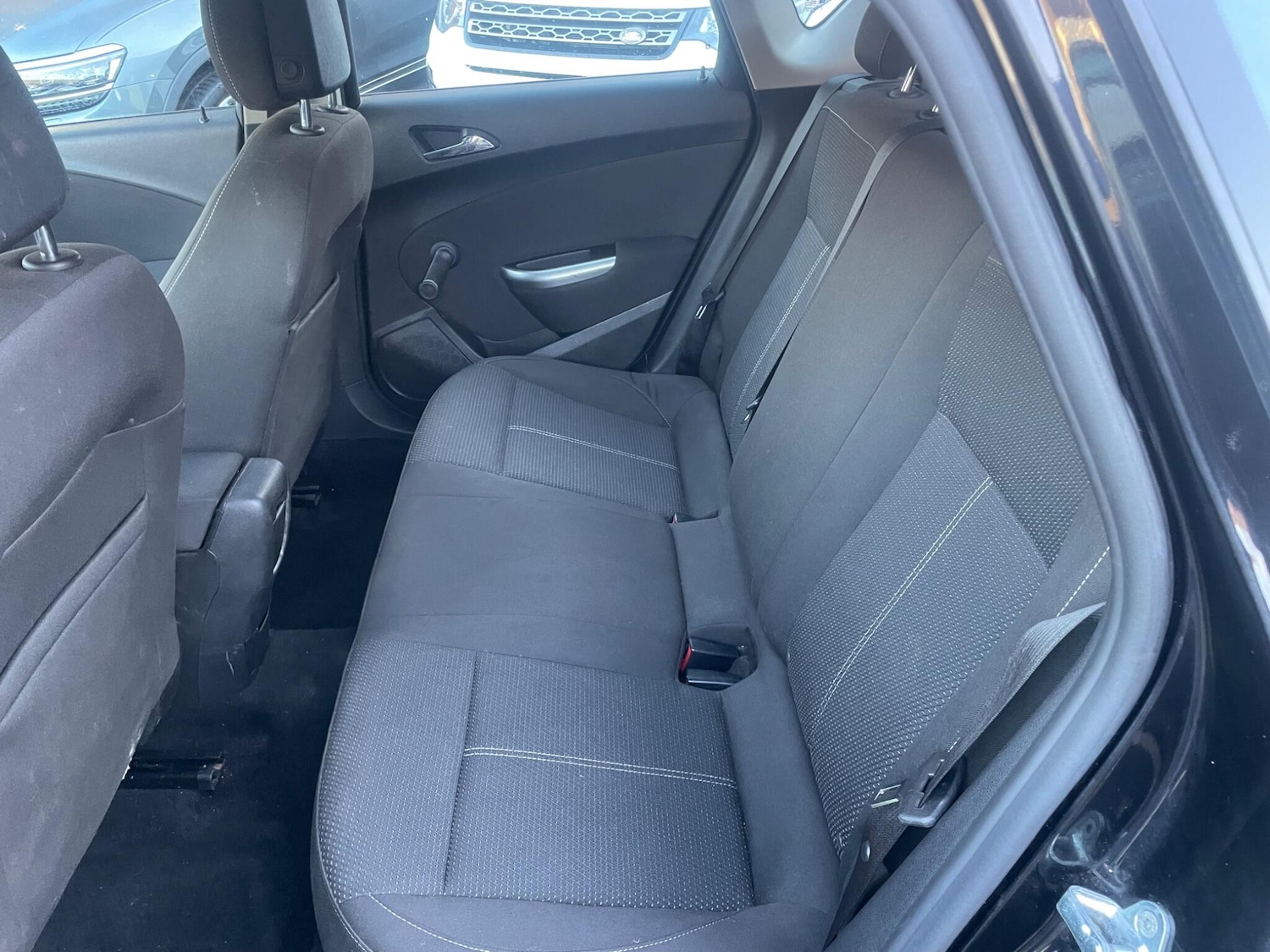 Used Vauxhall Astra 2011 for sale - 77080110: Photo 16