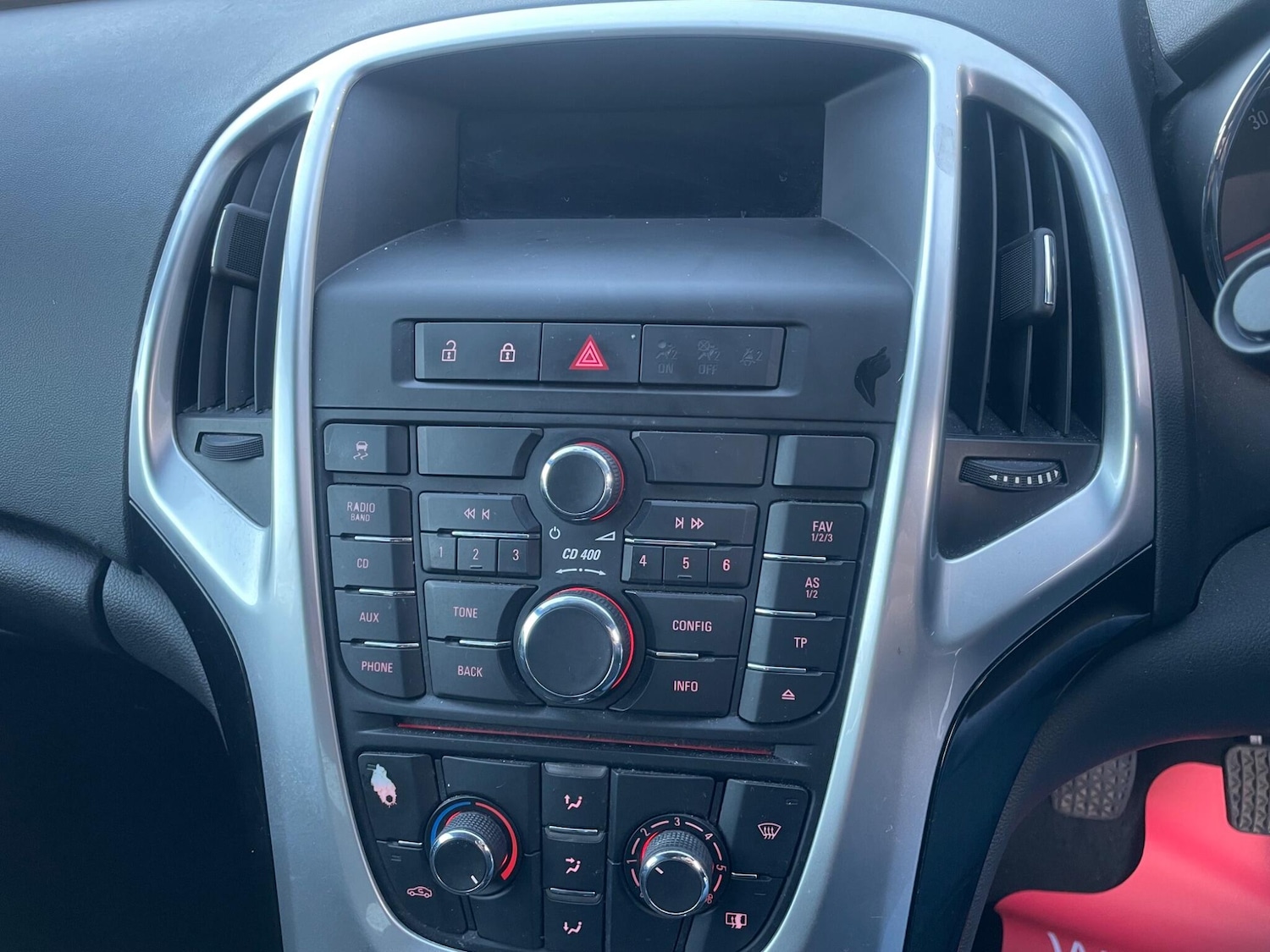 Used Vauxhall Astra 2011 for sale - 77080110: Photo 18