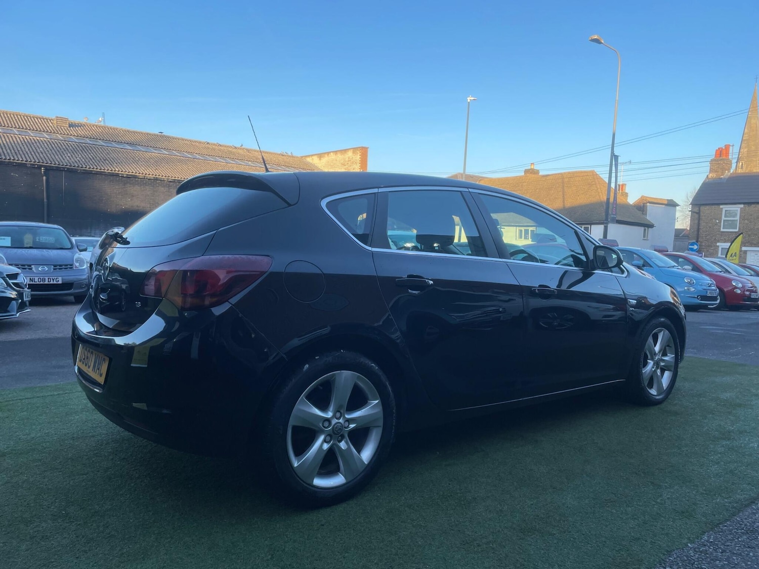 Used Vauxhall Astra 2011 for sale - 77080110: Photo 3