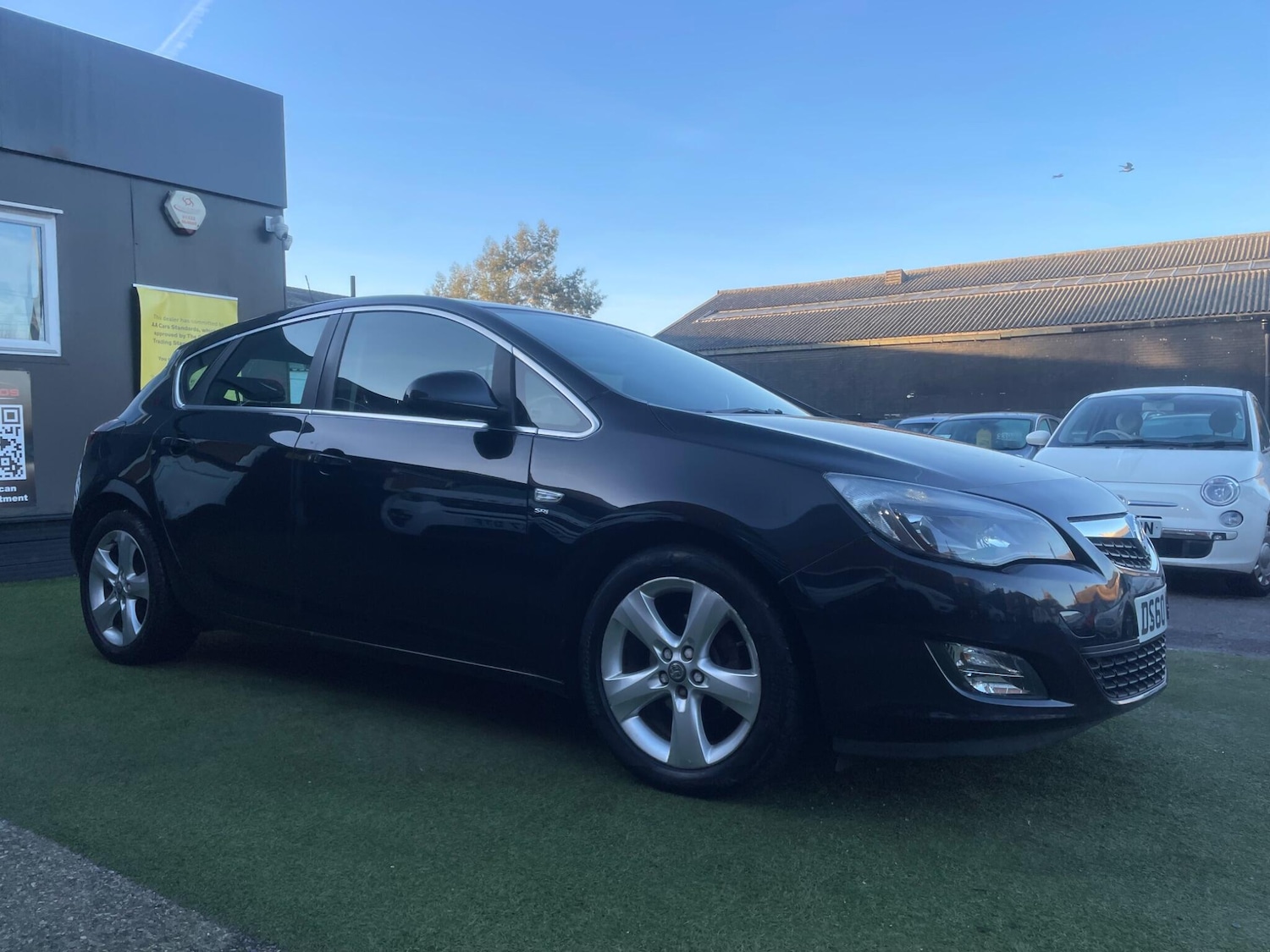 Used Vauxhall Astra 2011 for sale - 77080110: Photo 4
