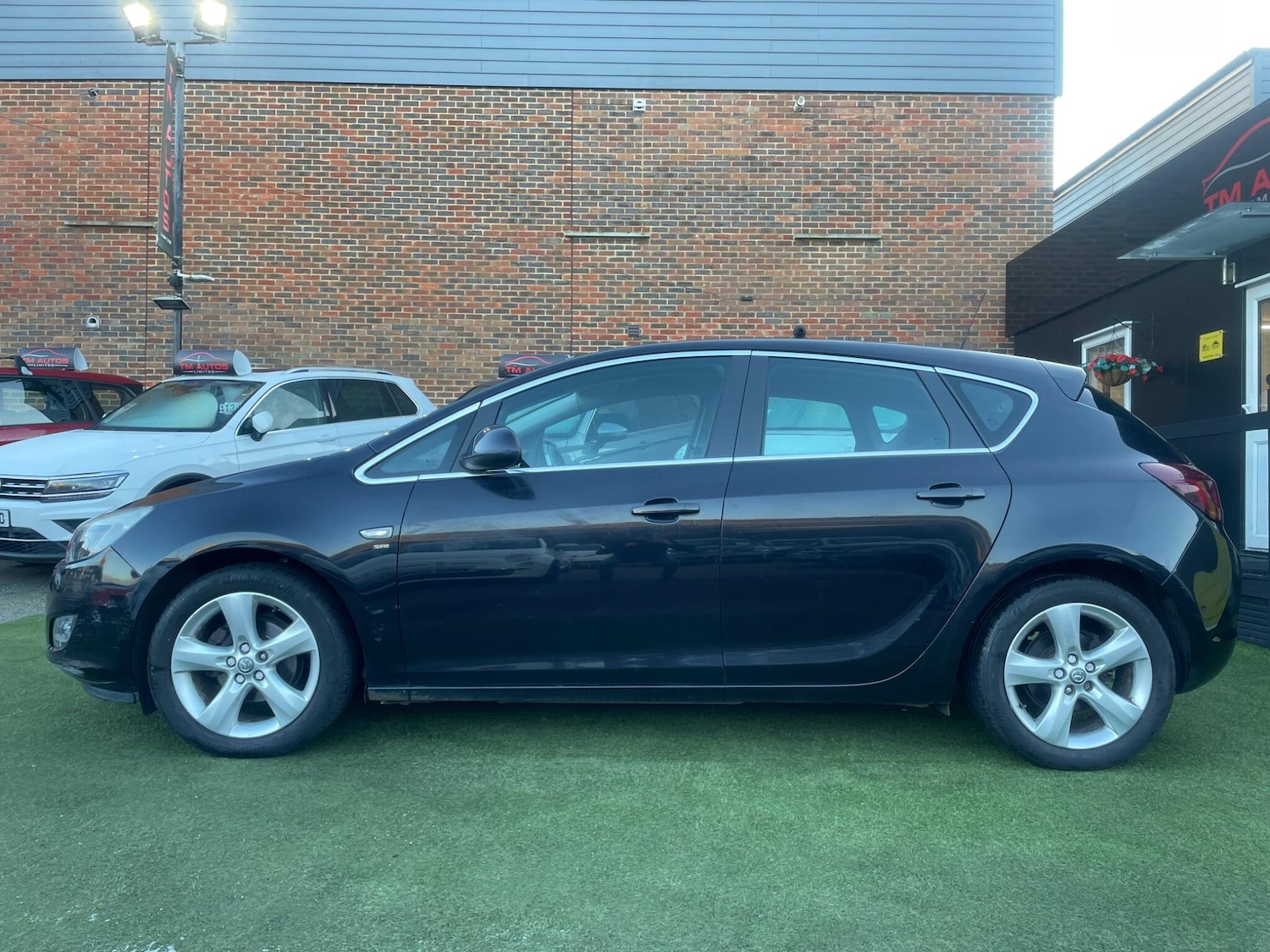 Used Vauxhall Astra 2011 for sale - 77080110: Photo 8