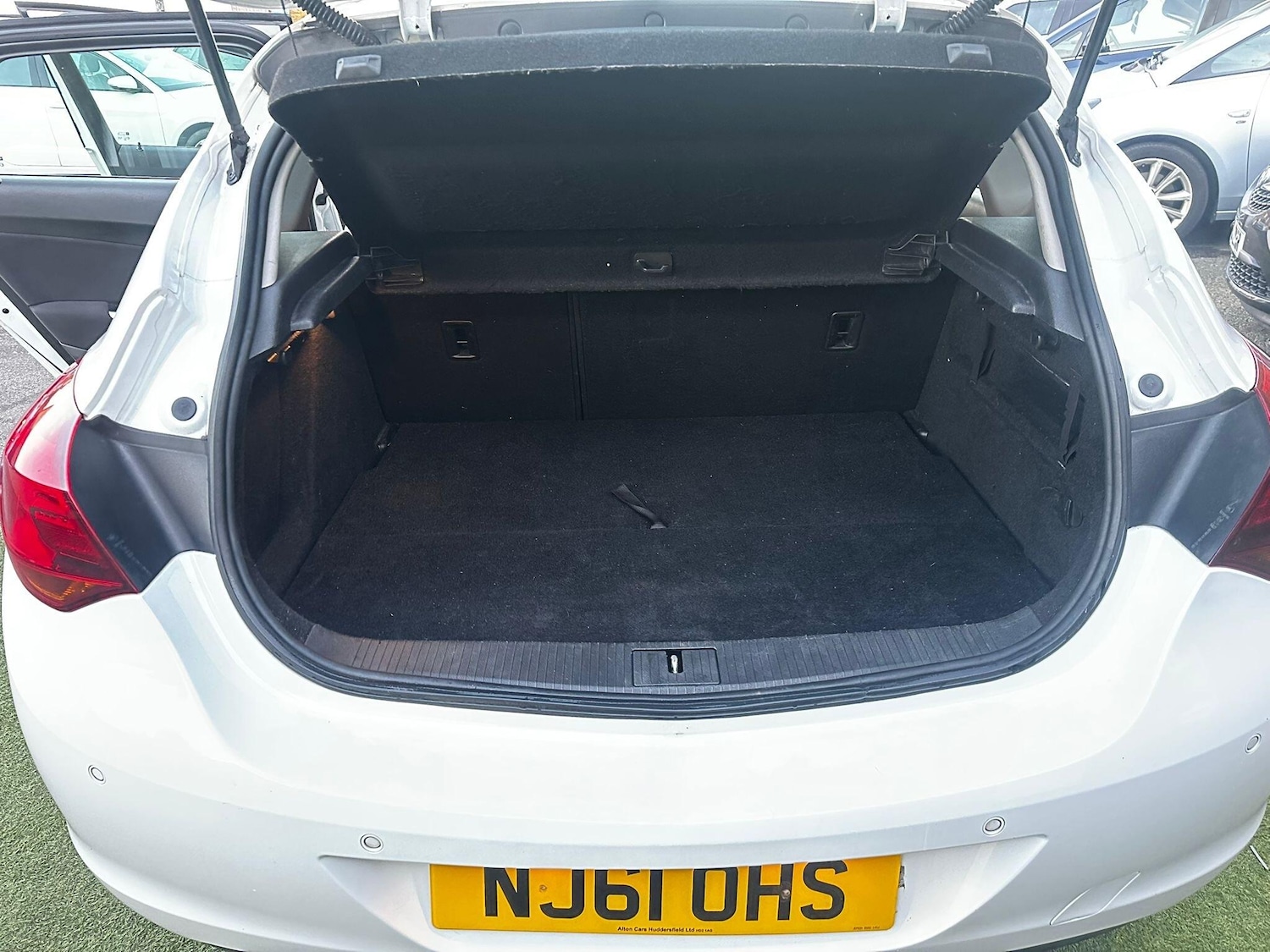 Used Vauxhall Astra 2011 for sale - 76663124: Photo 12