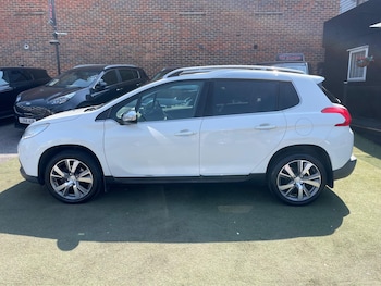 Used Peugeot 2008 2014 for sale - 79531253: Photo