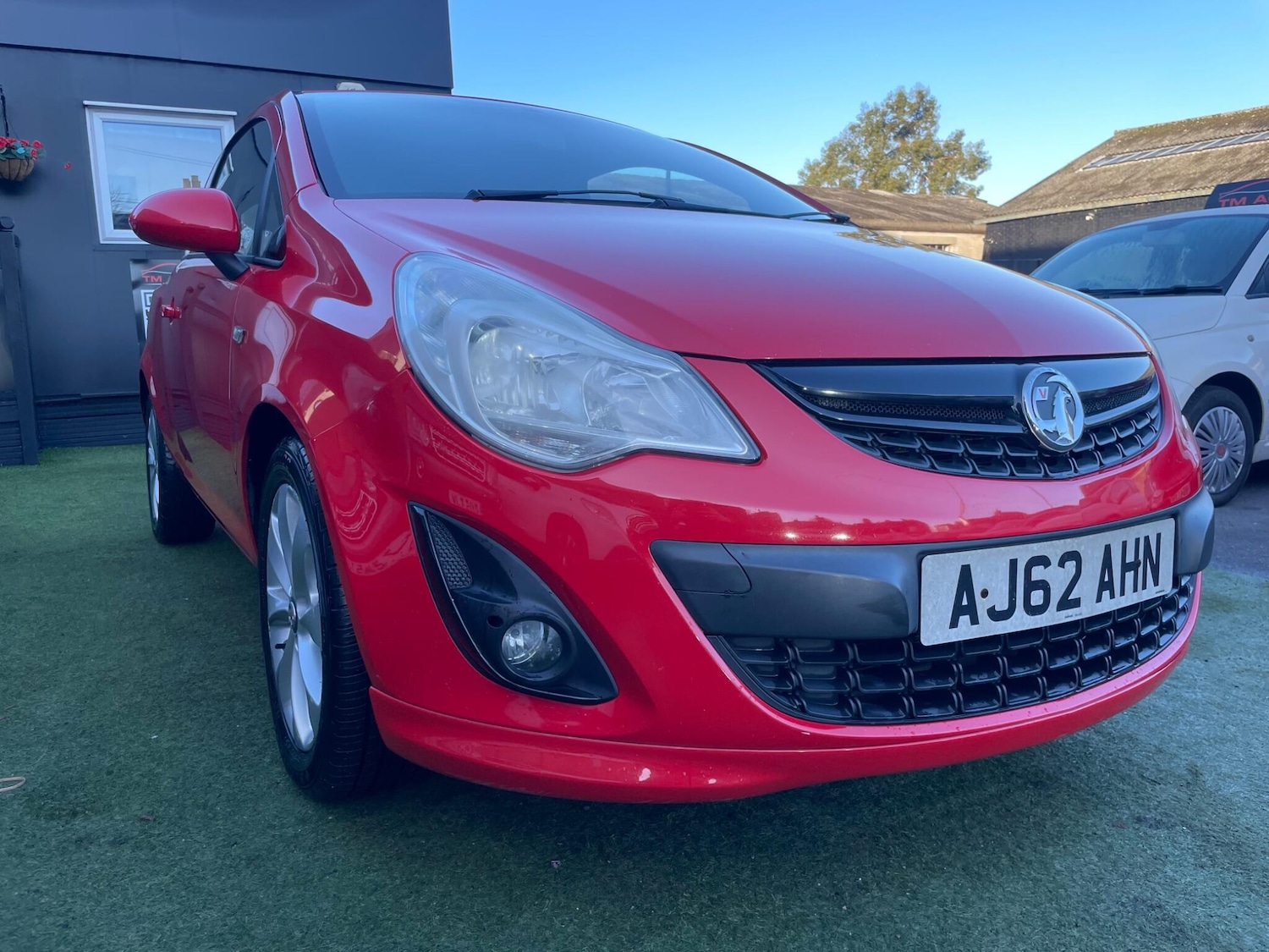 Used Vauxhall Corsa 2012 for sale - 77310920: Photo 3