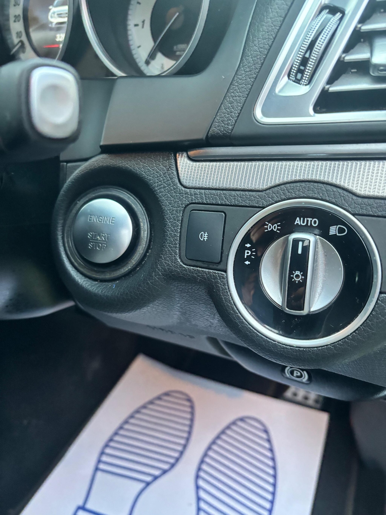 Used Mercedes-Benz E Class 2015 for sale - 76966881: Photo 16