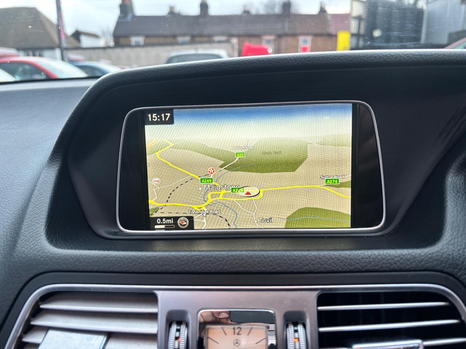 Used Mercedes-Benz E Class 2015 for sale - 76966881: Photo 17