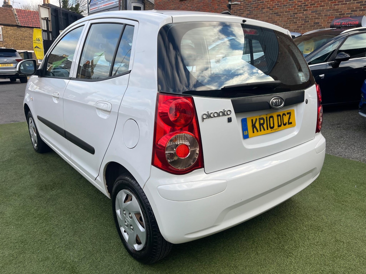Used Kia Picanto 2010 for sale - 76641587: Photo 6