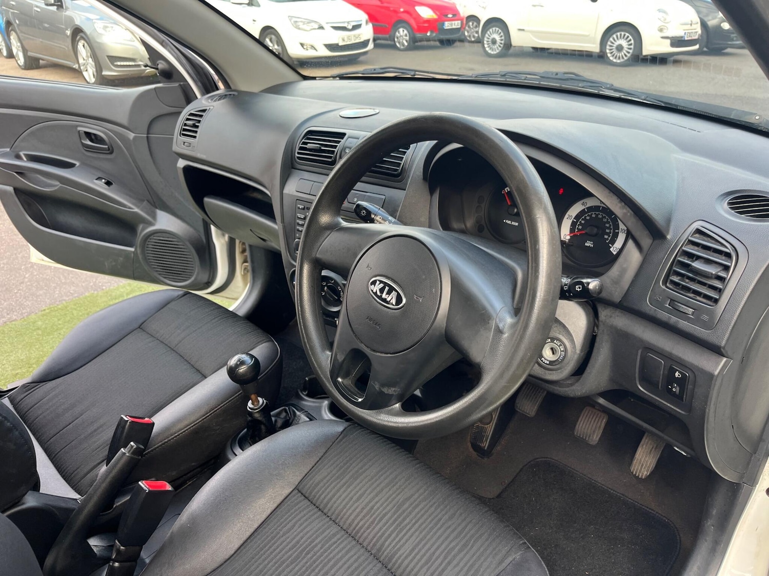 Used Kia Picanto 2010 for sale - 76641587: Photo 9