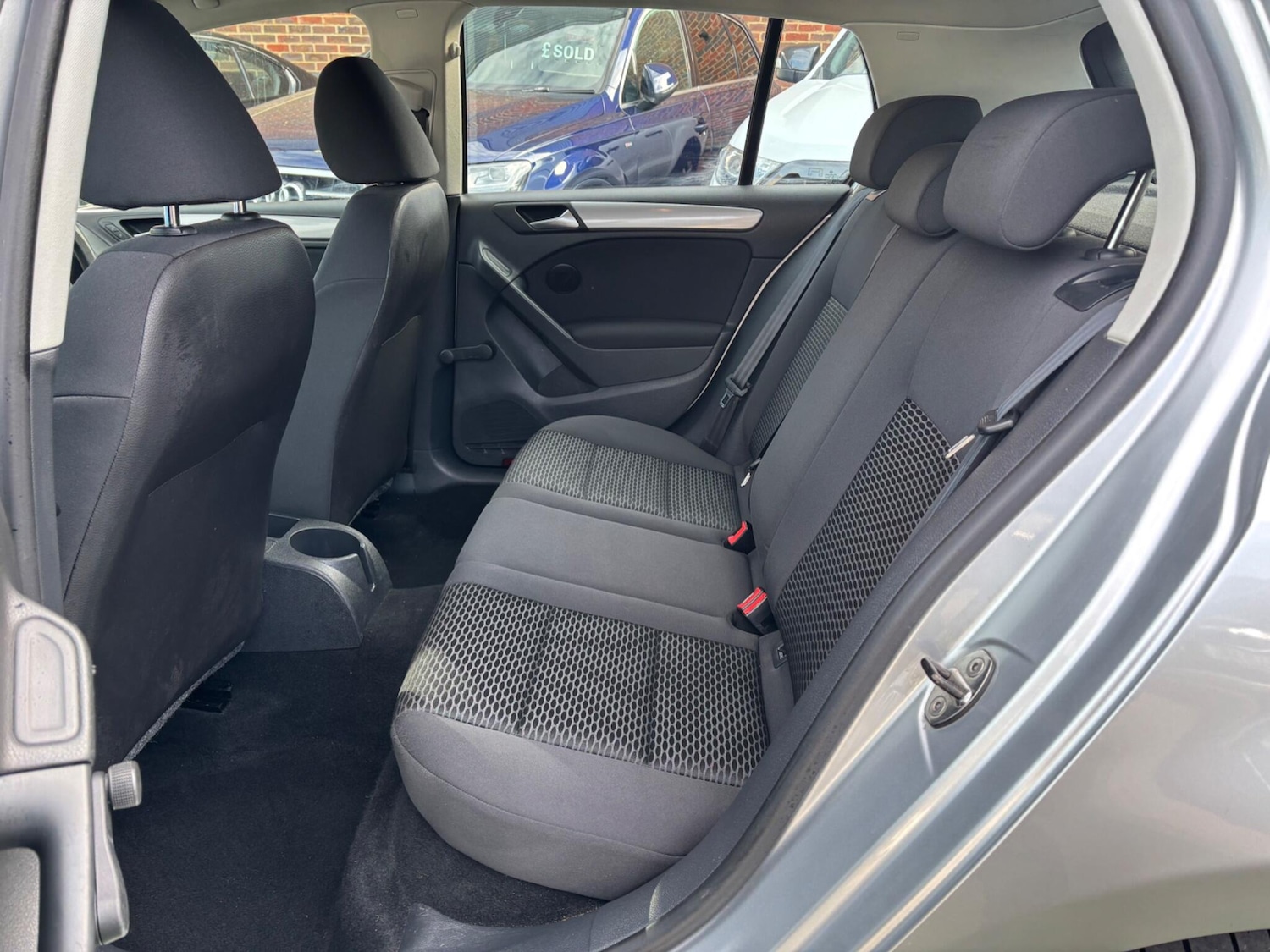 Used Volkswagen Golf 2011 for sale - 78029062: Photo 9