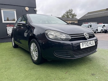 Used Volkswagen Golf 2010 for sale - 77759550: Photo