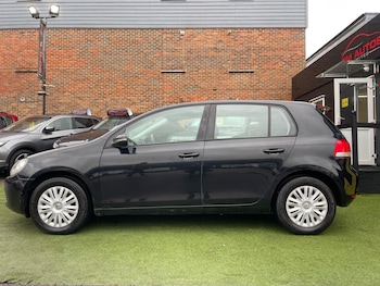 Used Volkswagen Golf 2010 for sale - 77759550: Photo