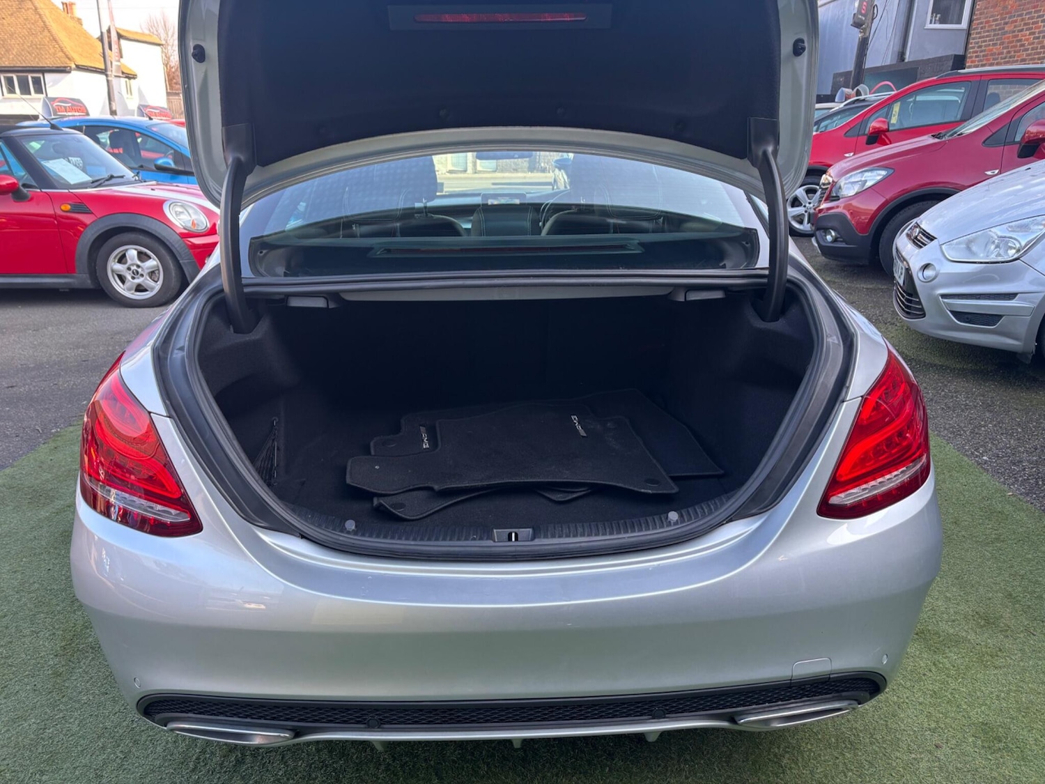 Used Mercedes-Benz C Class 2016 for sale - 77733484: Photo 9