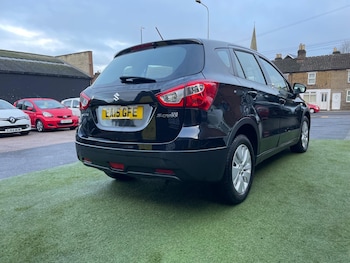 Used Suzuki SX4 S-Cross 2015 for sale - 77033590: Photo