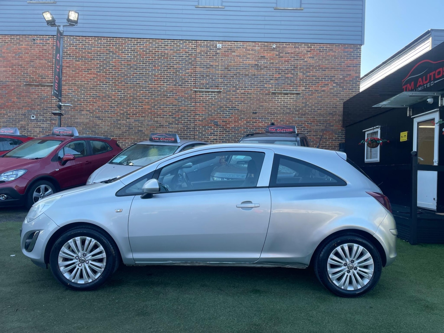 Used Vauxhall Corsa 2013 for sale - 77764211: Photo 11