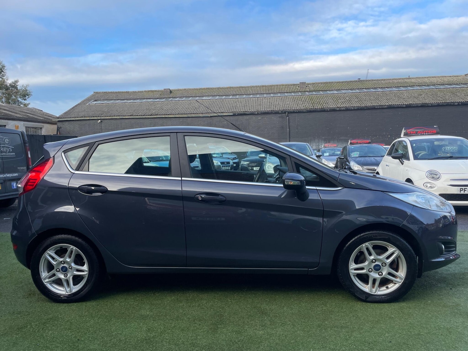 Used Ford Fiesta 2014 for sale - 77205806: Photo 3